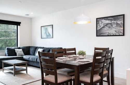 Revelstoke Apartment | The Grizzly Basin by Revelstoke Vacations