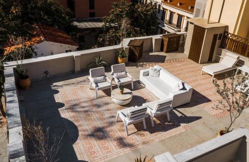 Plaka House | The Hadrian Wall - A Historic Acropolis Villa