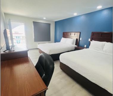 North San Antonio - SAT Hotel | The Hallmark Inn & Suites Newly Renovated Rooms San Antonio Northeast