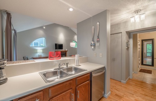 Innsbrook Condo | The Harris Overlook by Innsbrook Vacations!