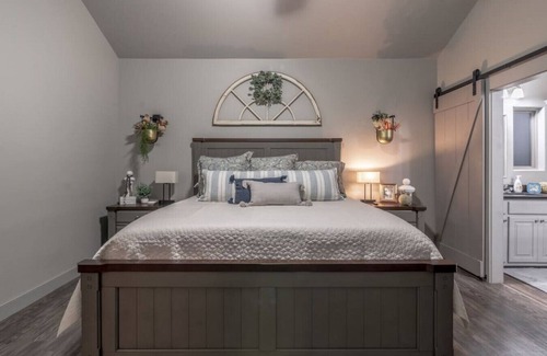 North by Northwest House | The Haven - 3BR/2BA - Clean & Safe New Home