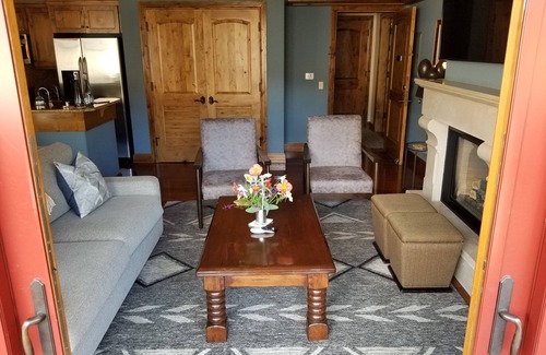 Vail Apartment | The Heart of Vail Village - The Sebastian! A 5 Star Luxury 3BR/3BA Suite
