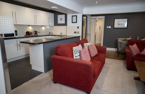 Scarborough House | The Helaina