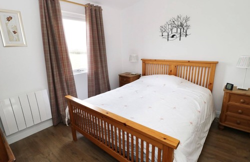 Thornton-Cleveleys Cottage | THE HEN HOUSE, pet friendly, with a garden in Thornton, Lancashire