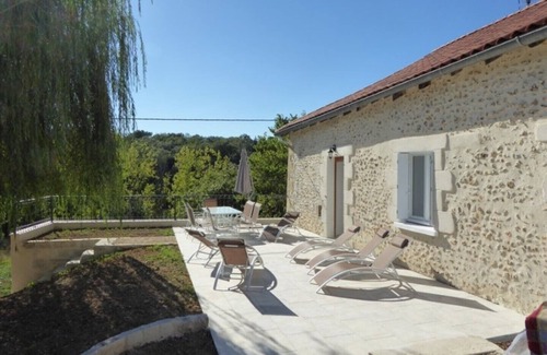Sanilhac House | THE "HIBISCUS" GITE - 3 BEDROOMS, UP TO 6 PEOPLE (94M²)