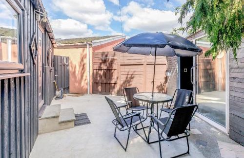 Liverton House | The Hide