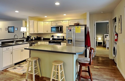 Sky Valley House | The Hideaway House | Lake Access, Hot Tub, Firepit