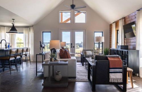 Washington House | The Hideout