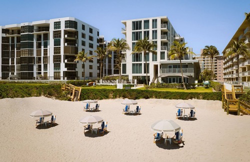 Hillsboro Beach Apartment | The Hillsboro powered by Sonder | Queen Room w/Balcony