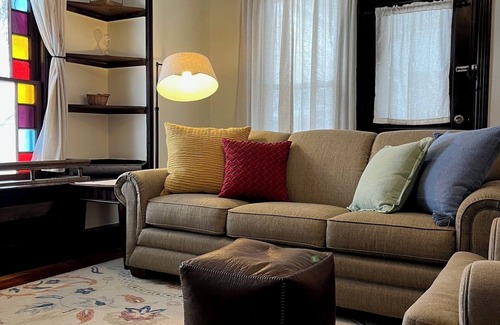 Mesopotamia Apartment | The Horse & Harness BnB-Kind hearts and Country air