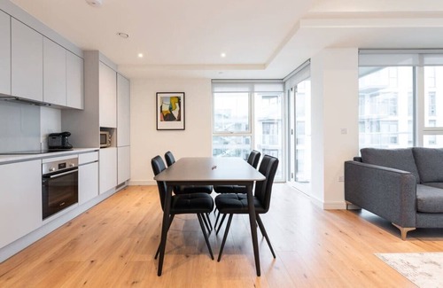 Sutton Cross Apartment | The Hunt by Dublin At Home