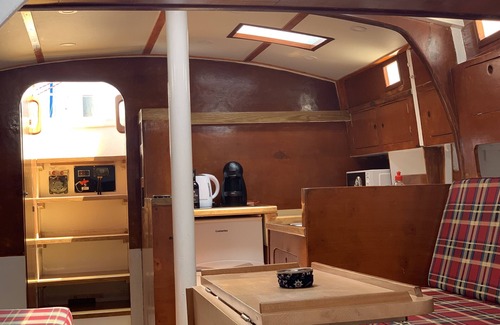 Canidelo Boat Rental | "the ideal sailboat for two or family"