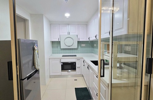 Bonifacio Global City Apartment | The Infinity