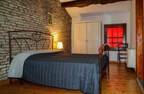 Medelana House | The Inn of the Artists