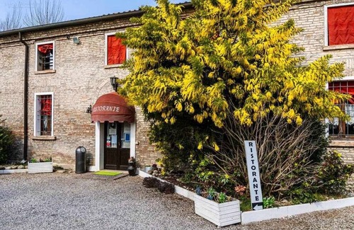 Medelana House | The Inn of the Artists