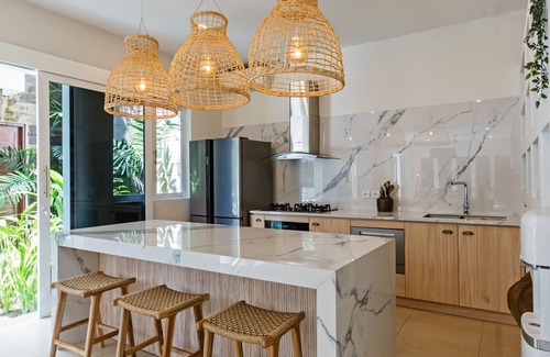 Dyanapura Villa | The Interlude 3 Bedroom Villa Full Staff In Prime Location