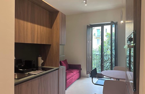 Stadera Condo | The intimacy of a private home and luxury hotel services
