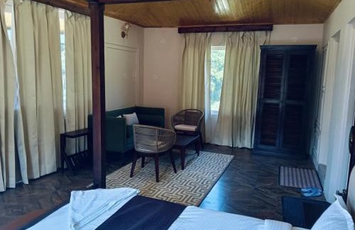 Gunehr Hotel | The IRIS Hotel