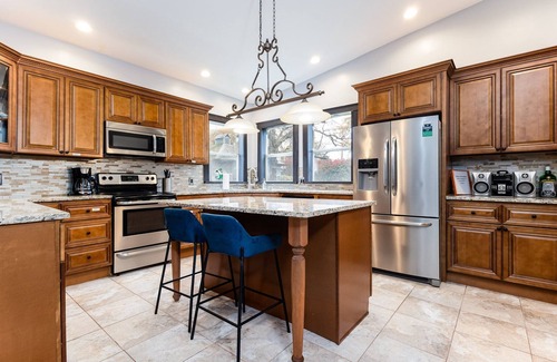 Harters Heights House | The Irish Retreat<>Large Home 1.5mi to ND