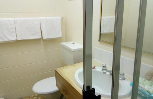 Mandalay Hotel | The Islands Inn Motel