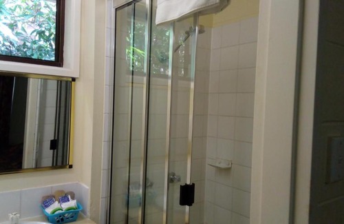 Mandalay Hotel | The Islands Inn Motel