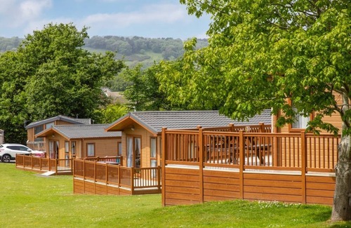 Dawlish Cabin | The Ivy Premier, two bedroom mini lodge is at the forefront of mini lodge living.