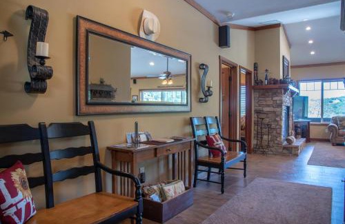 Bradley House | The J's Nest