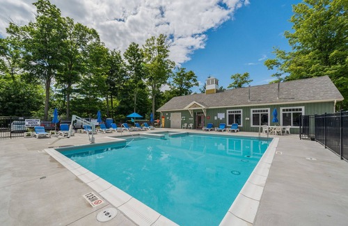 Cherry Valley House | The Jackrabbit - 3 Summer Village