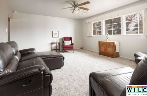 Farmington House | The Jacobs Family Home