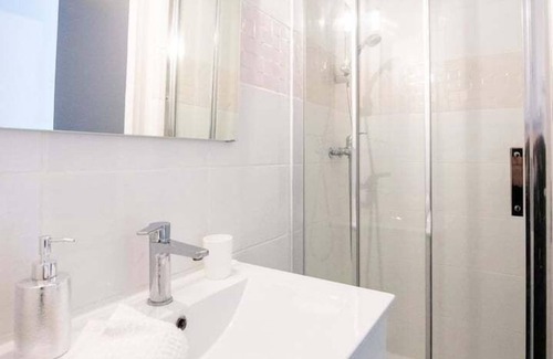 Villette Gare Apartment | The Jasseron - Cosy apartment with private garage