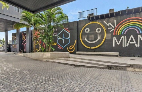 Wynwood Art District Apartment | The Juliet Vibe 8693