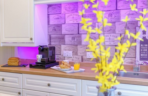 South Shore Cottage | The Kings Landing Spa