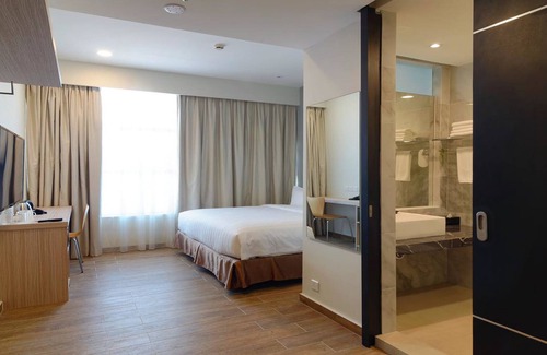 Downtown Kota Kinabalu Hotel | The Klagan Hotel