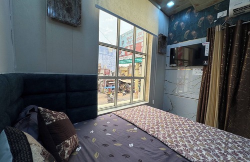 Mathura Hotel | The Kwality Residency