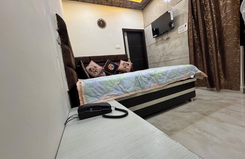 Mathura Hotel | The Kwality Residency