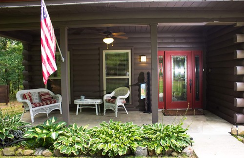 Bismarck House | The Lake Lodge at Remember When Cabins with Hot Tub and outdoor fireplace