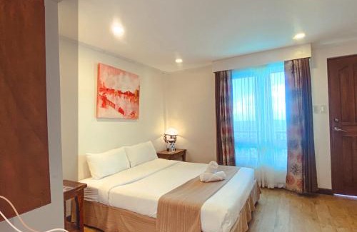Tagaytay Bed & Breakfast | The Lakeview Suites