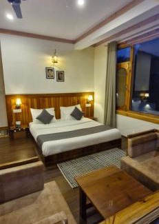 Naggar Hotel | THE LANDSBY COTTAGES