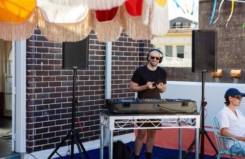 Chippendale Hostel | The Lansdowne Hotel