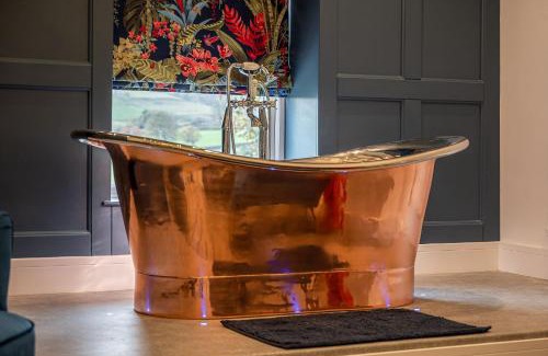 Stanbury House | The Lee
