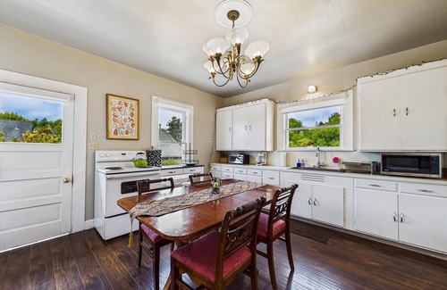 Arcata House | The lemon haven in Arcata
