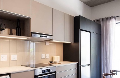 Sandown Apartment | The Lineal Luxury Apartments - Airscape