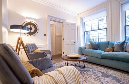 Bishopsgate House | The Liverpool Trendy House