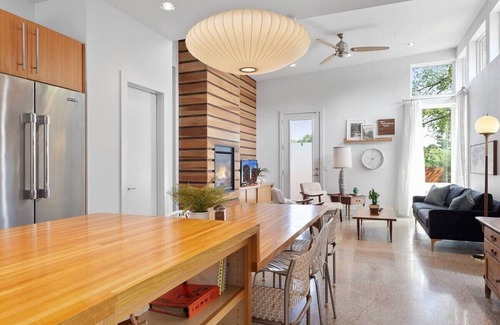 Fayetteville House | The Local - 2 Blocks to Downtown Fay