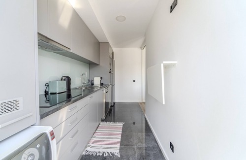 Braga Apartment | The Locomotive Flat by House and People