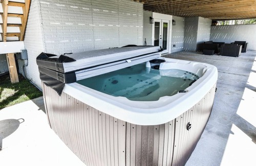 Bluemont House | The Lodge at Bear Rock