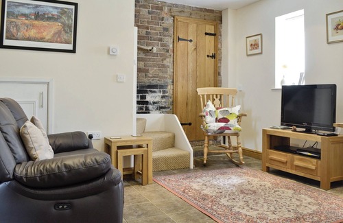 Mangotsfield Cottage | The Lodge at the Granary