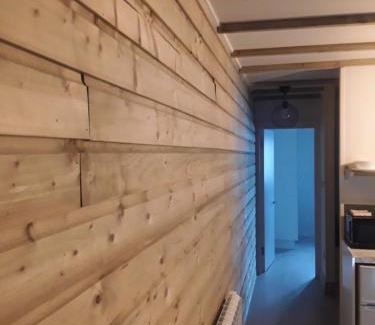 Dublin Cabin | The Lodge guesthouse