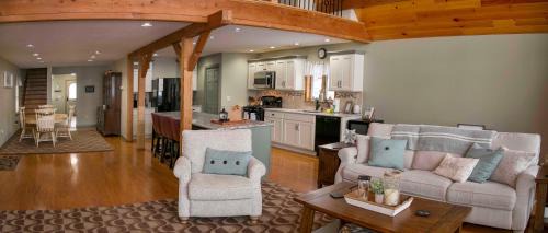 Bradford House | The Lodge on Lamoka