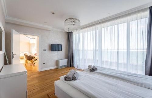 Budjaka Apartment | The Lodge Summer Apartments